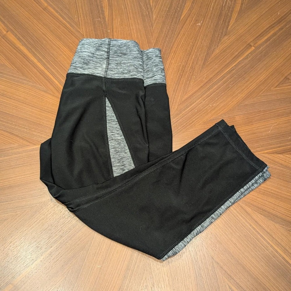 RBX Active Capri Leggings Womens Medium Black Gray Good Cropped Athletic CR6075